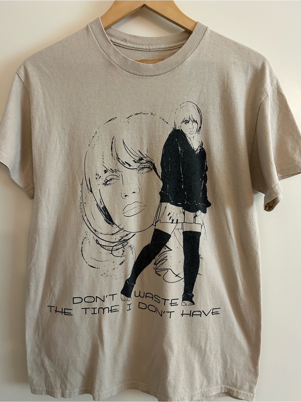 Billie Eilish t shirt Large
